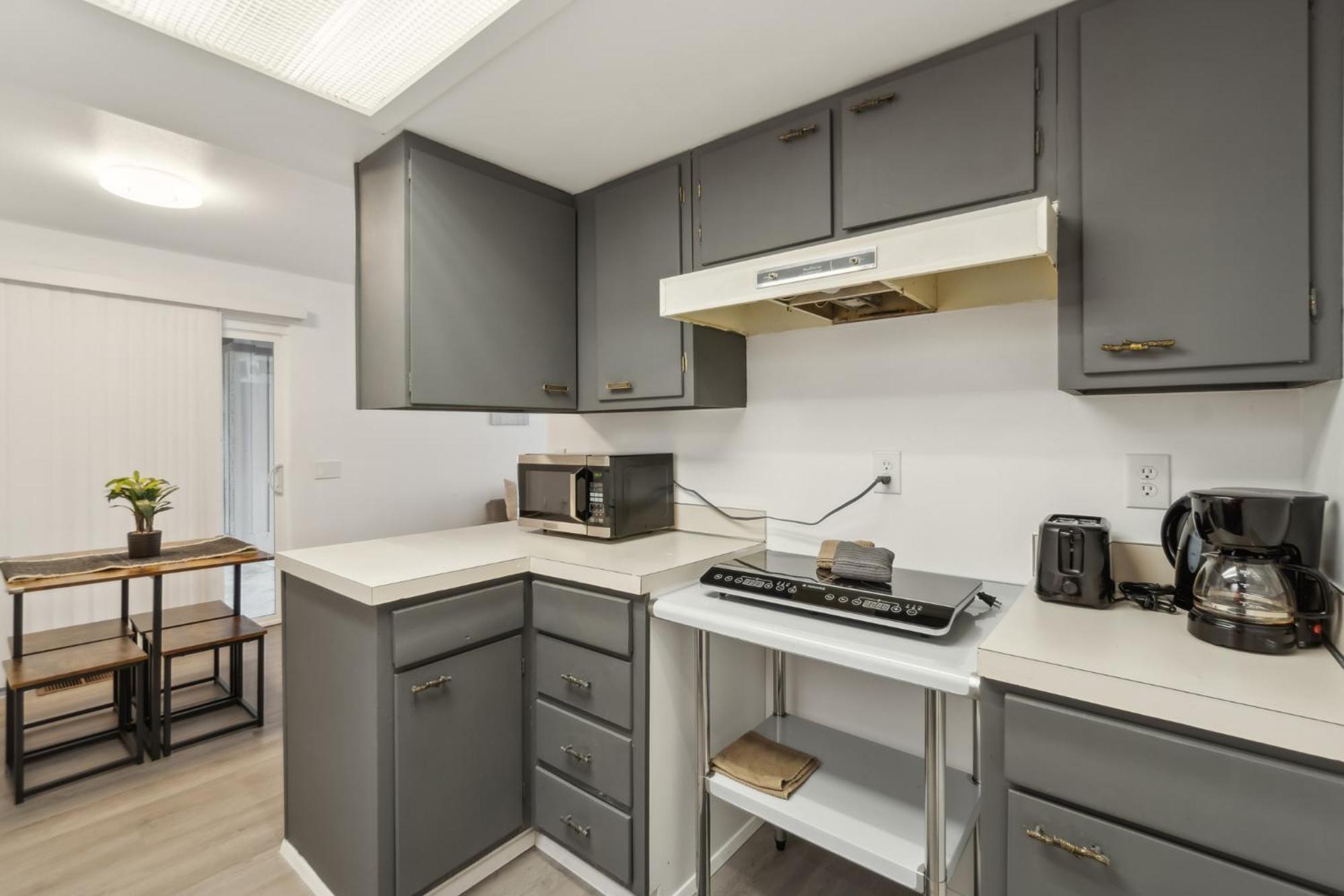Central Bellevue Retreat Extérieur photo